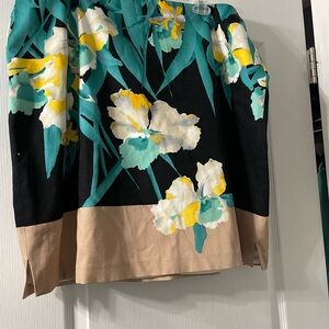 Tahari Woman skirt with lining, 2XL